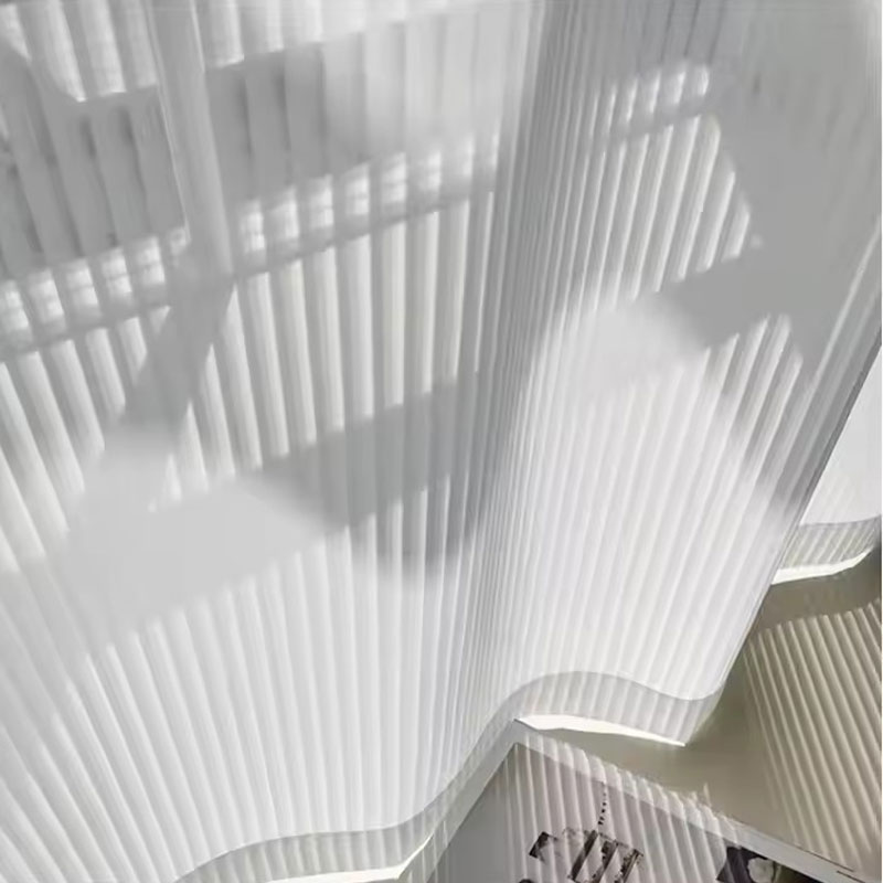Horizontal stripes blinds